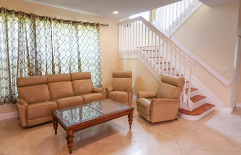 6 bed Apartment in Florida